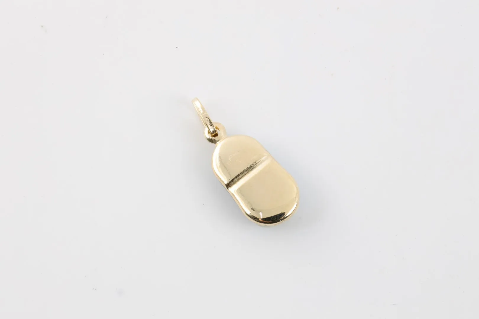 14k Yellow Gold Enamel Shoe Pendant (1.37g.)