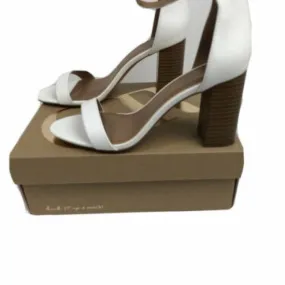 Charlotte russe monica white heels size 8m new with box