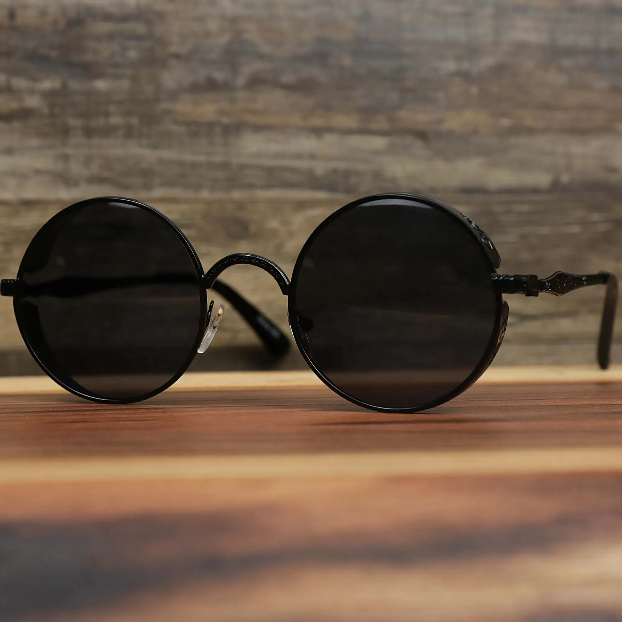 Round Frame Arched Bridge Black Lens Sunglasses with Black Frame