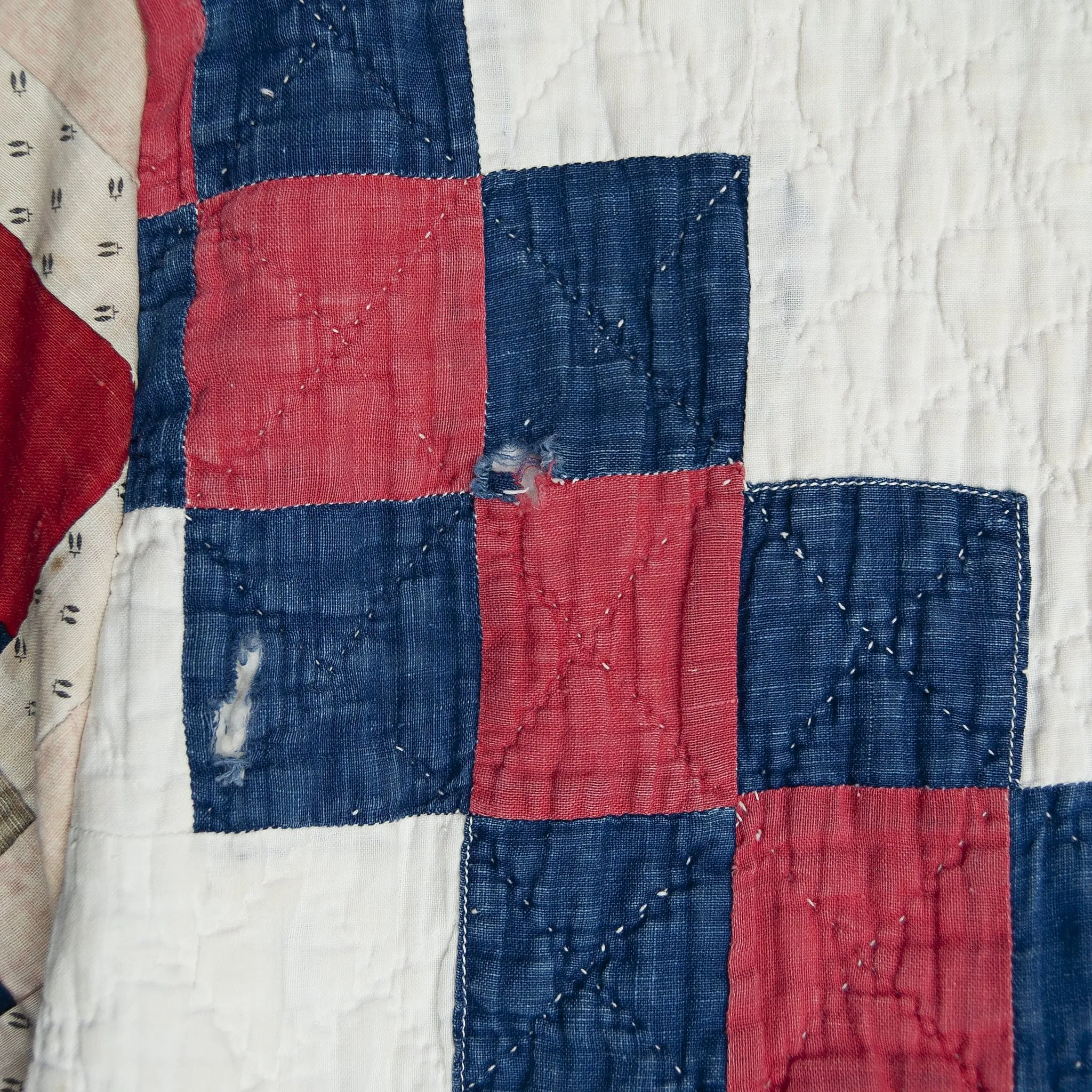 Scofield Log Cabin Sleeves Quilt Kimono - Red/White/Blue